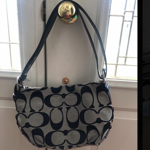 Coach convertible signature duffle bag - Picture 7 of 7